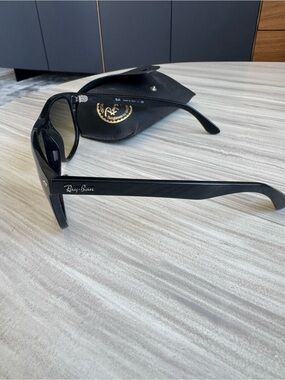 Ray-Ban Black Frame Sunglasses with Black Case